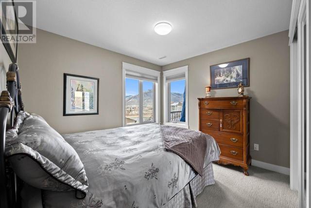 819 - 15 Hudsons Bay Trail, House semidetached with 4 bedrooms, 4 bathrooms and null parking in Kamloops BC | Image 6