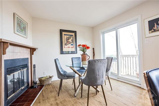 34 Huntview Private, Townhouse with 3 bedrooms, 4 bathrooms and 2 parking in Ottawa ON | Image 14