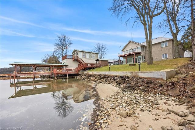 1 Leavis Shores, House detached with 2 bedrooms, 3 bathrooms and 6 parking in Frontenac Islands ON | Image 49