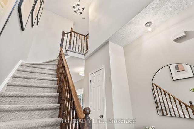 5 Taft Pl, House attached with 3 bedrooms, 2 bathrooms and 3 parking in Clarington ON | Image 6