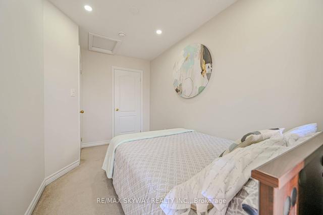 3 Telegraph St, House attached with 3 bedrooms, 4 bathrooms and 2 parking in Brampton ON | Image 25