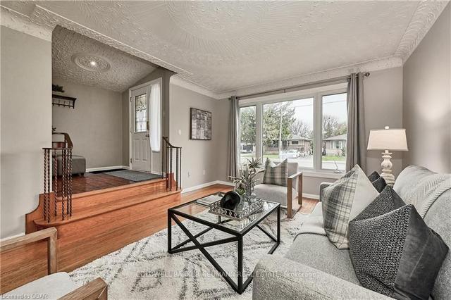 299 Metcalfe St, House detached with 3 bedrooms, 4 bathrooms and 8 parking in Guelph ON | Image 37