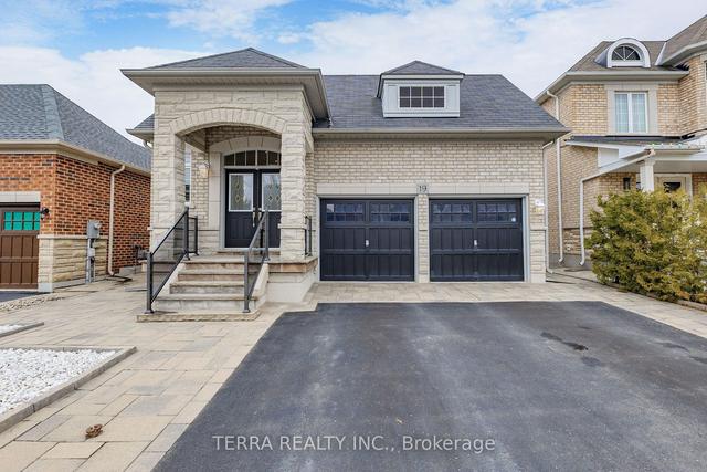 19 Isaiah Dr, House detached with 3 bedrooms, 3 bathrooms and 4 parking in Vaughan ON | Image 1