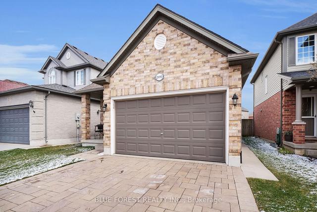 2891 Meadowgate Blvd, House detached with 3 bedrooms, 2 bathrooms and 4 parking in London ON | Image 36