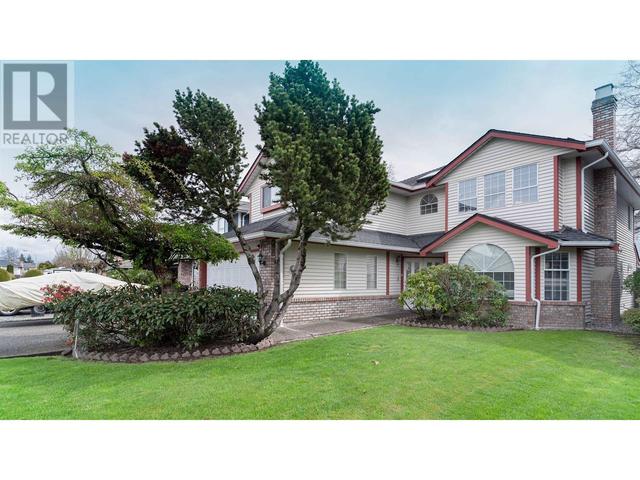 3760 Mckay Drive, House detached with 6 bedrooms, 3 bathrooms and 4 parking in Richmond BC | Image 2