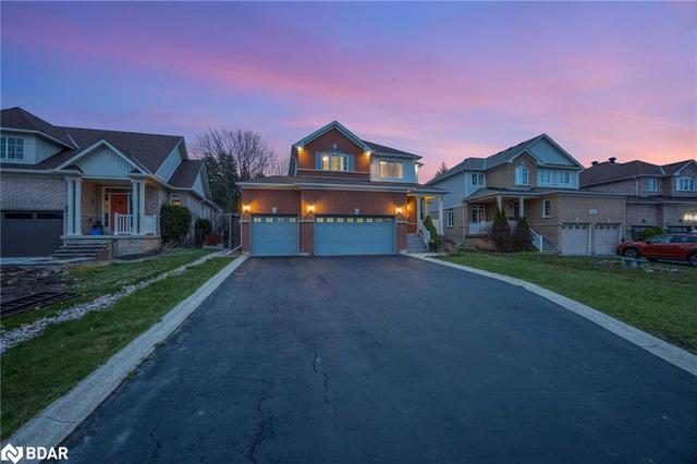 23 Pepin Court, House detached with 5 bedrooms, 3 bathrooms and 9 parking in Barrie ON | Image 34