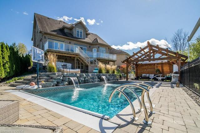 710 Kananaskis Drive, House detached with 6 bedrooms, 3 bathrooms and 7 parking in Kingston ON | Image 27