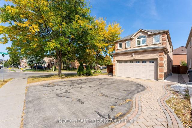 173 Lockwood Rd, House detached with 4 bedrooms, 4 bathrooms and 6 parking in Brampton ON | Image 3