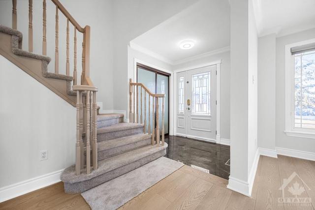 1820 Appleford Street, House detached with 4 bedrooms, 4 bathrooms and 4 parking in Ottawa ON | Image 3