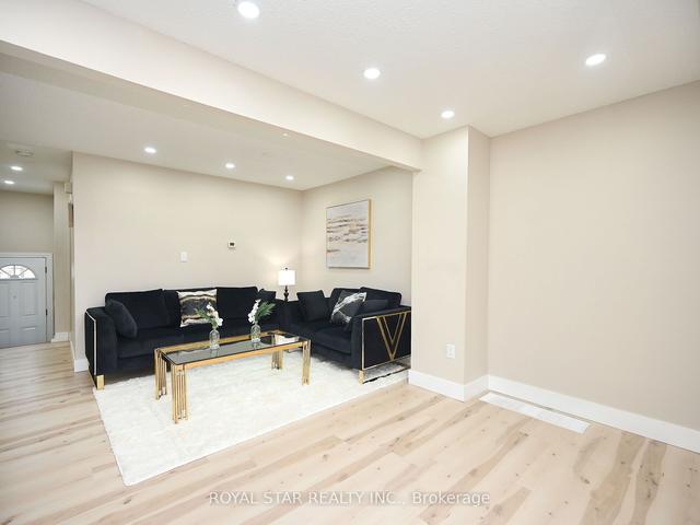 139 - 400 Mississauga Valley Blvd, Townhouse with 4 bedrooms, 3 bathrooms and 2 parking in Mississauga ON | Image 39