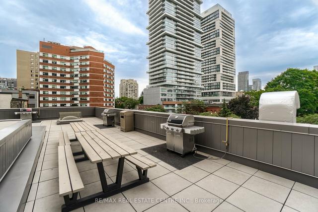 1612 - 45 Carlton St, Condo with 2 bedrooms, 2 bathrooms and 1 parking in Toronto ON | Image 33