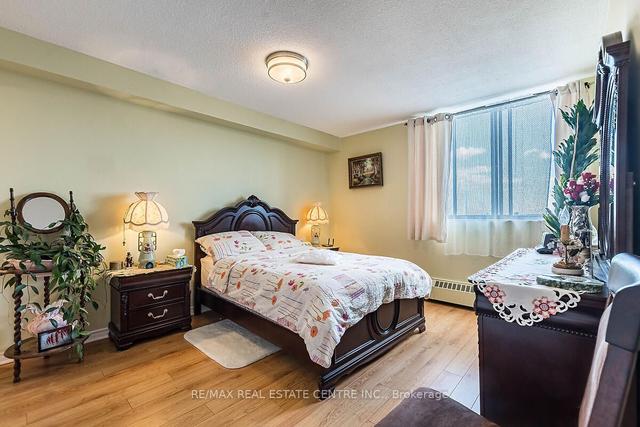 803 - 2542 Argyle Rd, Condo with 2 bedrooms, 2 bathrooms and 1 parking in Mississauga ON | Image 15