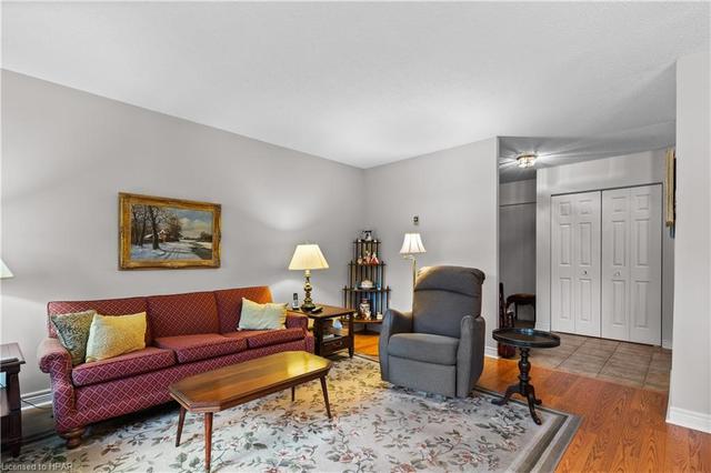 203 - 97 Huron Street, House attached with 2 bedrooms, 1 bathrooms and 1 parking in Stratford ON | Image 31
