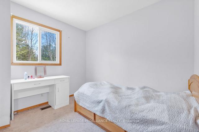 301 Sherry Rd, House detached with 3 bedrooms, 2 bathrooms and 9 parking in Tweed ON | Image 11