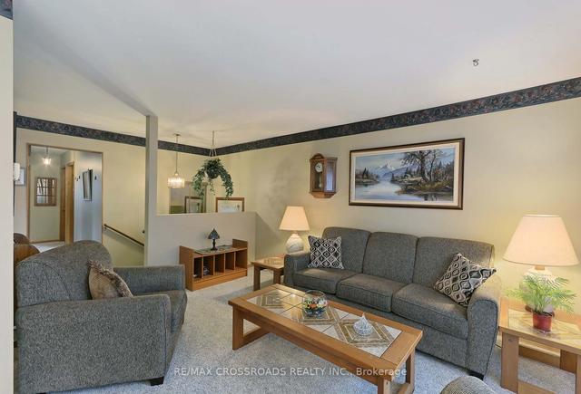 5 Berner Tr, House detached with 3 bedrooms, 2 bathrooms and 3 parking in Toronto ON | Image 36