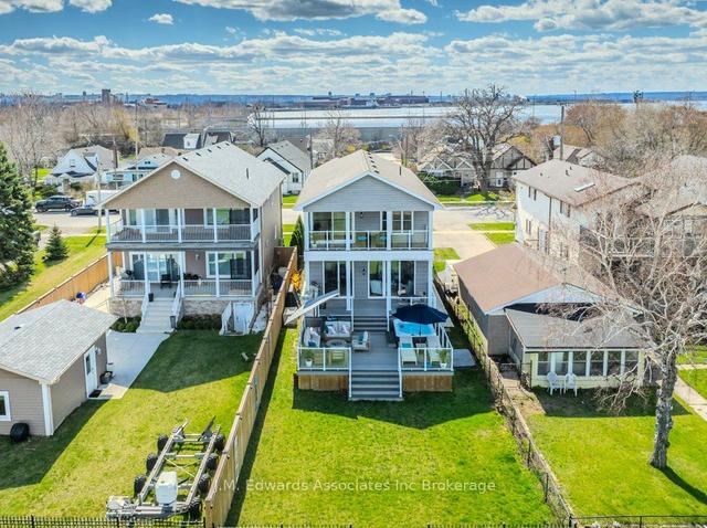 795 Beach Blvd, House detached with 3 bedrooms, 3 bathrooms and 3 parking in Hamilton ON | Image 32