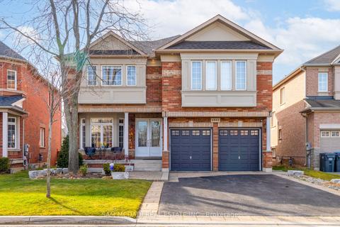 6844 Golden Hills Way, House detached with 4 bedrooms, 5 bathrooms and 6 parking in Mississauga ON | Card Image