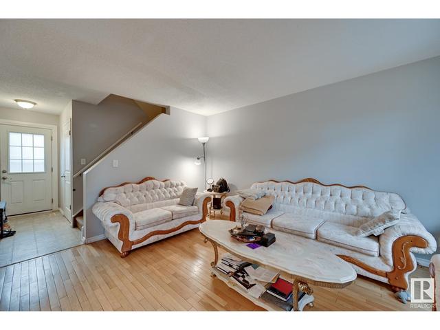 2326 139 Av Nw, House attached with 3 bedrooms, 1 bathrooms and null parking in Edmonton AB | Image 10