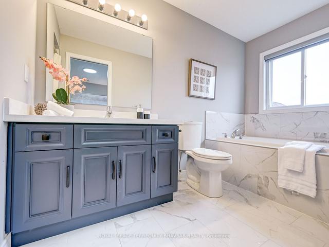 9 John Brabson Cres, House semidetached with 4 bedrooms, 3 bathrooms and 3 parking in Guelph ON | Image 17