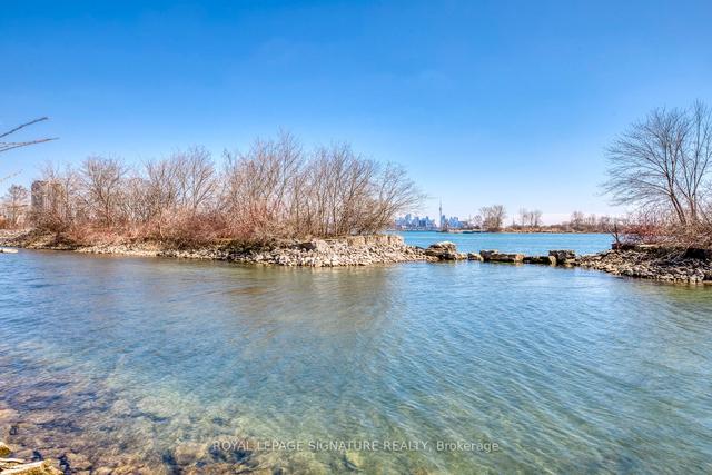 819 - 30 Shore Breeze Dr, Condo with 3 bedrooms, 2 bathrooms and 2 parking in Toronto ON | Image 25