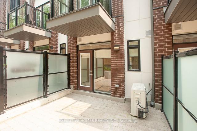 108 - 110 Canon Jackson Dr, Townhouse with 3 bedrooms, 4 bathrooms and 2 parking in Toronto ON | Image 12