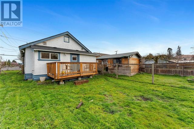 740 Coronation Ave, House detached with 2 bedrooms, 1 bathrooms and 3 parking in Duncan BC | Image 27