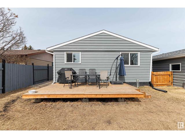 9309 98 Av, House detached with 3 bedrooms, 1 bathrooms and null parking in Morinville AB | Image 26