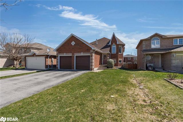 32 Dunsmore Lane, House detached with 4 bedrooms, 3 bathrooms and 6 parking in Barrie ON | Image 23