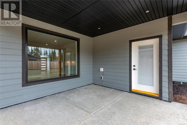 721 Beaver Creek Blvd, House detached with 3 bedrooms, 3 bathrooms and 2 parking in Campbell River BC | Image 47