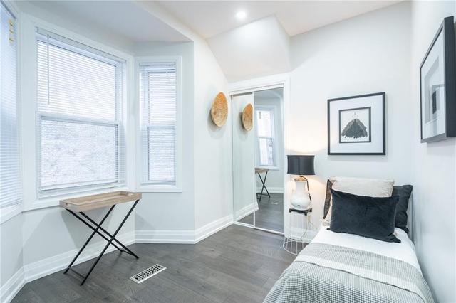 25 East 24th Street, House detached with 3 bedrooms, 2 bathrooms and null parking in Hamilton ON | Image 18