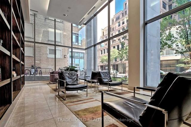 1806 - 38 Grenville St, Condo with 1 bedrooms, 1 bathrooms and 0 parking in Toronto ON | Image 19