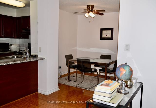 612 - 35 Hollywood Ave, Condo with 2 bedrooms, 2 bathrooms and 1 parking in Toronto ON | Image 12