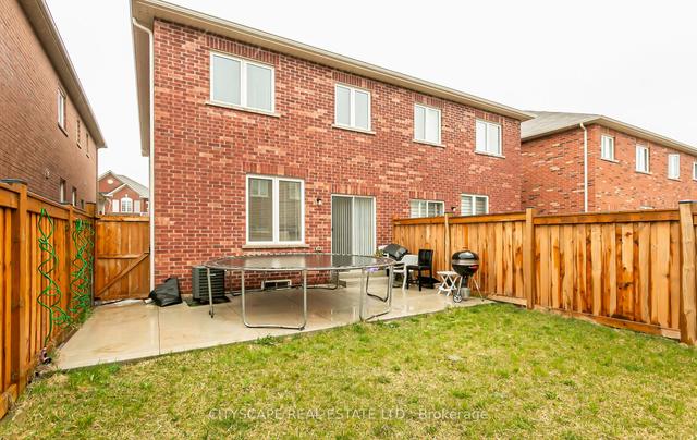 639 Mockridge Terr, House semidetached with 3 bedrooms, 3 bathrooms and 3 parking in Milton ON | Image 26