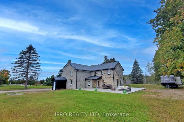 18161 Heart Lake Rd, House detached with 3 bedrooms, 3 bathrooms and 22 parking in Caledon ON | Image 23