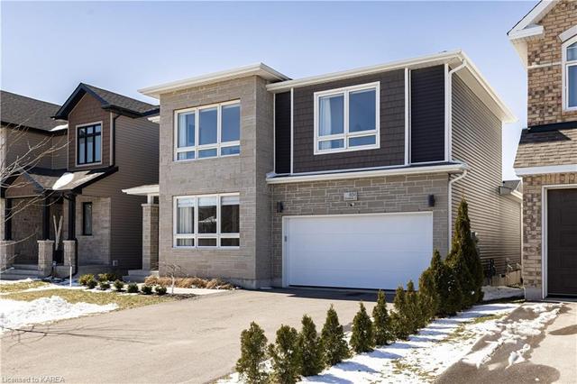 856 Stonewalk Drive, House detached with 4 bedrooms, 2 bathrooms and 6 parking in Kingston ON | Image 1