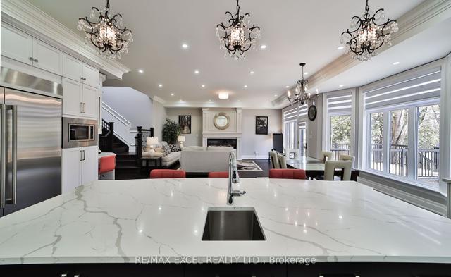 97 Cleta Dr, House detached with 5 bedrooms, 7 bathrooms and 6 parking in Toronto ON | Image 11