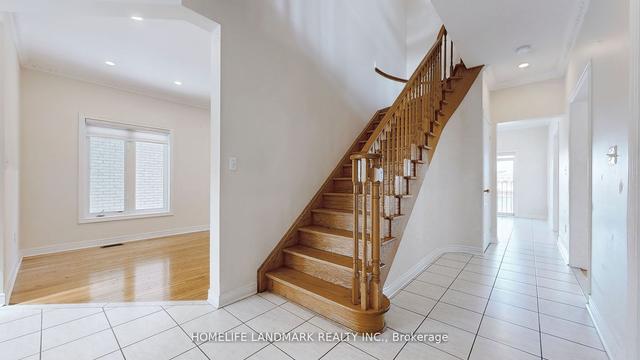 46 Ann Louise Cres, House detached with 4 bedrooms, 4 bathrooms and 4 parking in Markham ON | Image 7