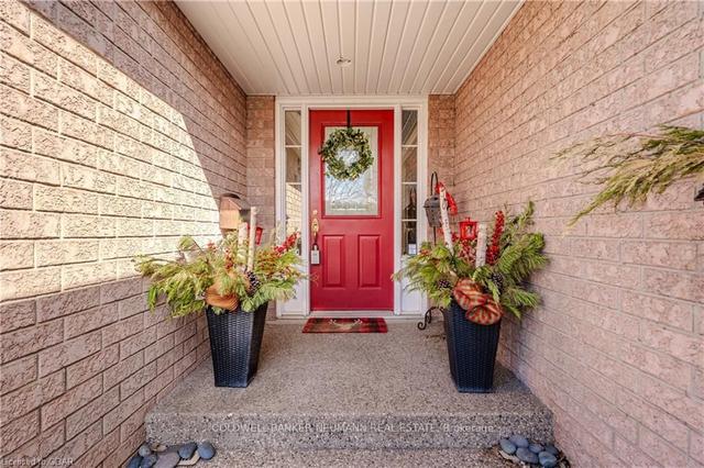 6 Jean Anderson Cres, House detached with 5 bedrooms, 5 bathrooms and 4 parking in Guelph ON | Image 34