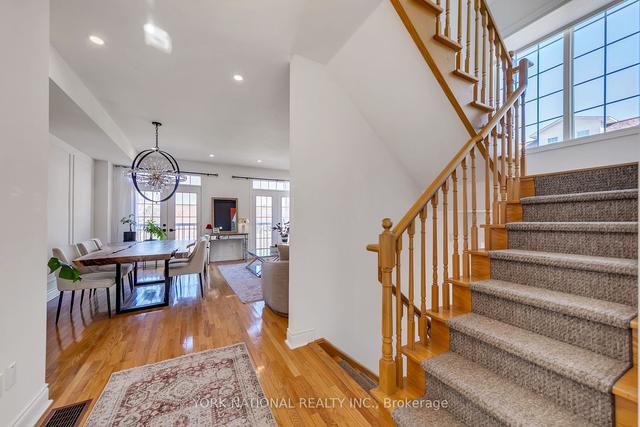 12 Loring Doolittle Crt, Townhouse with 4 bedrooms, 4 bathrooms and 4 parking in Aurora ON | Image 24