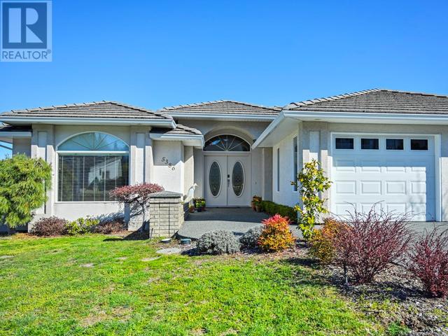 5386 Georgiaview Cres, House detached with 4 bedrooms, 4 bathrooms and 4 parking in Nanaimo BC | Image 2