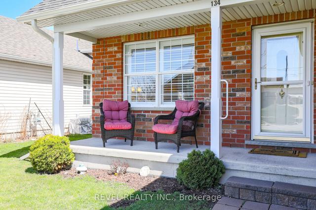 134 Victoria Ave N, House detached with 3 bedrooms, 3 bathrooms and 3 parking in Kawartha Lakes ON | Image 34