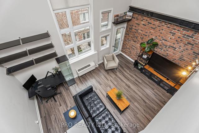 308 - 21 Earl St, Condo with 1 bedrooms, 1 bathrooms and 0 parking in Toronto ON | Image 8