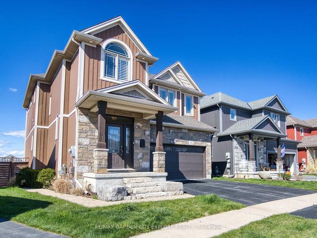 19 Moes Cres, House detached with 3 bedrooms, 4 bathrooms and 4 parking in St. Catharines ON | Image 12