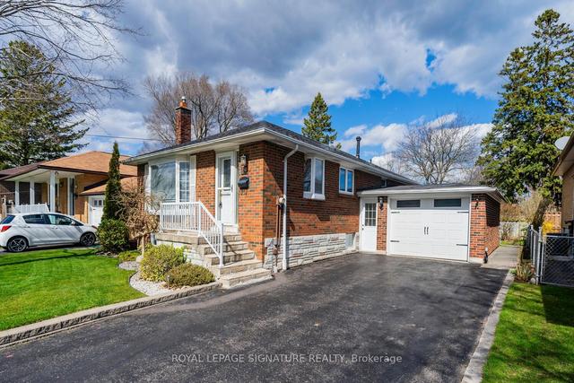 19 Wooster Wood, House detached with 3 bedrooms, 2 bathrooms and 5 parking in Toronto ON | Image 34