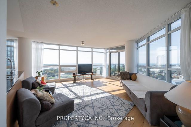 1803 - 231 Fort York Blvd, Condo with 2 bedrooms, 2 bathrooms and 1 parking in Toronto ON | Image 1