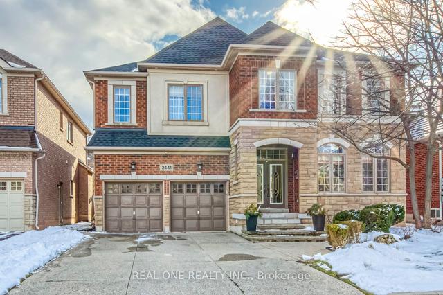 2441 Tesla Cres, House detached with 5 bedrooms, 4 bathrooms and 6 parking in Oakville ON | Image 1