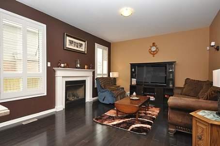 875 Jackman Gate, House detached with 4 bedrooms, 4 bathrooms and 2 parking in Milton ON | Image 3