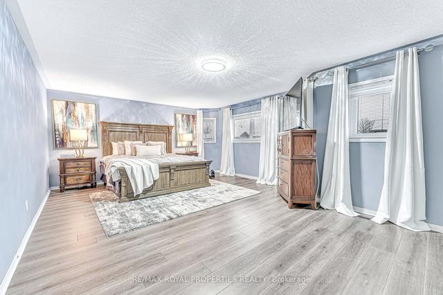 51 Hollybush St, House detached with 5 bedrooms, 5 bathrooms and 6 parking in Brampton ON | Image 13