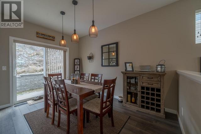 102 - 1993 Qu'appelle Blvd, House semidetached with 3 bedrooms, 3 bathrooms and null parking in Kamloops BC | Image 10