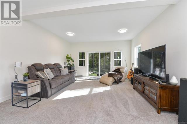 861 Tomack Loop, House detached with 4 bedrooms, 4 bathrooms and 3 parking in Langford BC | Image 21